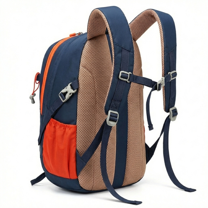 Zaino trekking 30 litri leggero