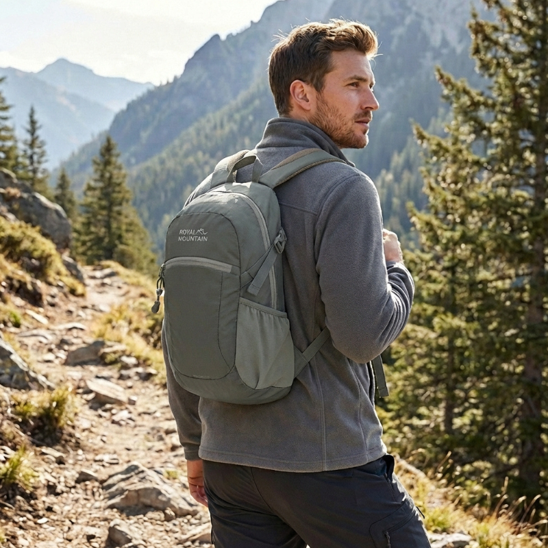 Zaino trekking 30 litri leggero