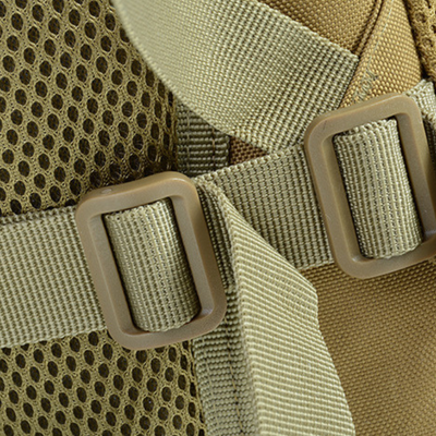 Zaino trekking 30 litri stile militare