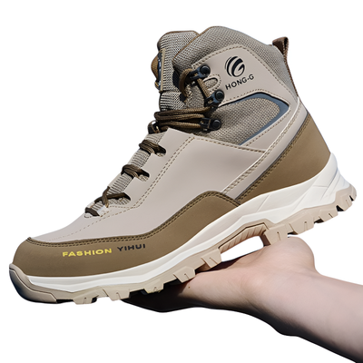 Scarponi uomo montagna