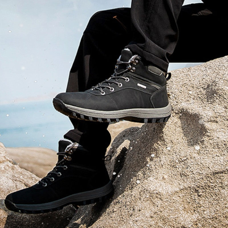 Scarponi comodi da montagna