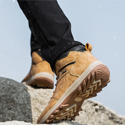 Scarponi comodi da montagna