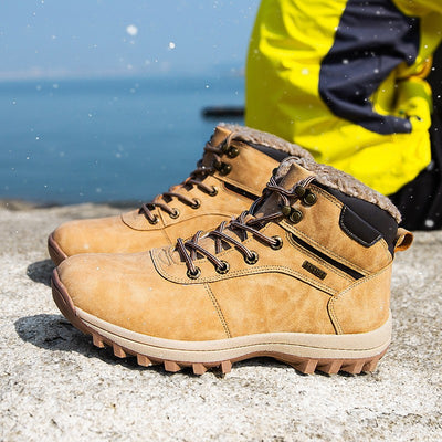 Scarponi comodi da montagna