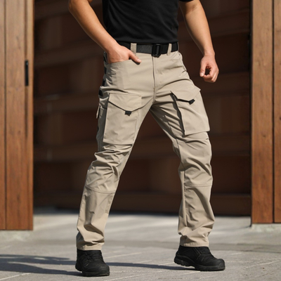 Pantaloni cargo militari uomo multitasche