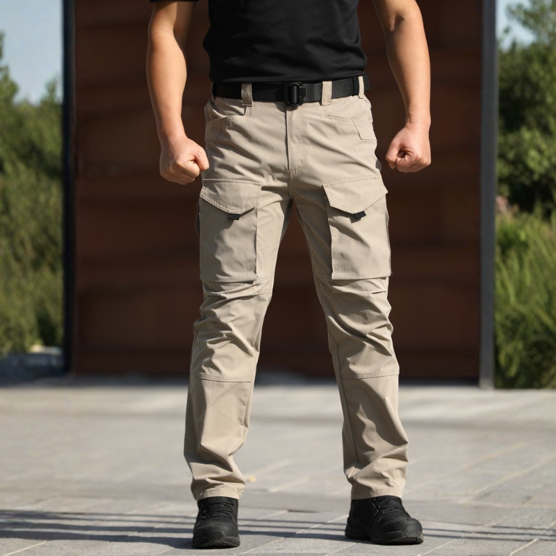 Pantaloni cargo militari uomo multitasche