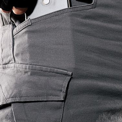 Pantaloni militari chiari uomo slim
