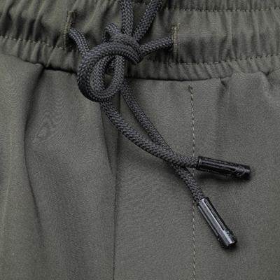 Pantaloni uomo cargo con elastico alle caviglie