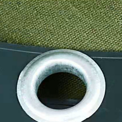 Telo impermeabile con occhielli