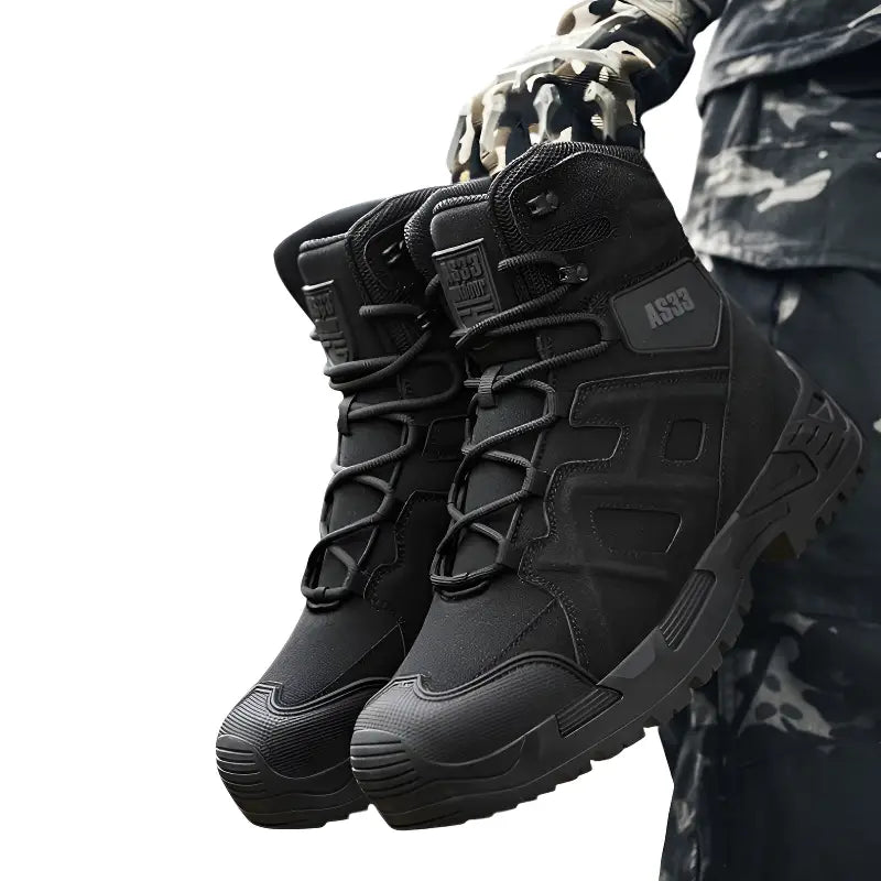 Chaussure de randonnée militaire