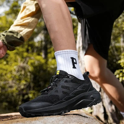 Chaussure de marche terrain escarpé