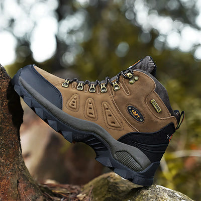 Chaussure de randonnée montante