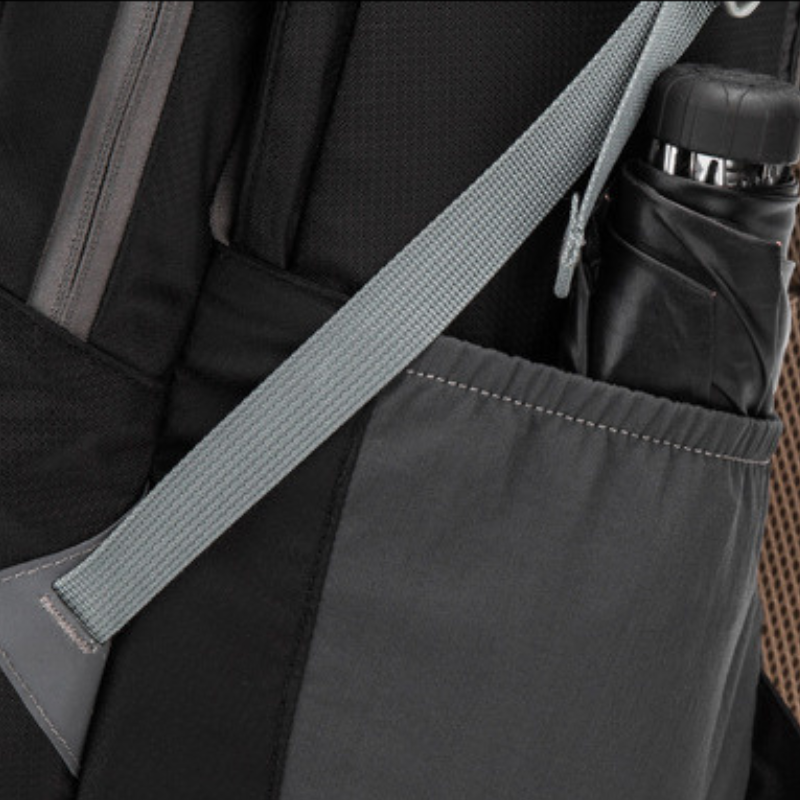 Zaino trekking 30 litri leggero