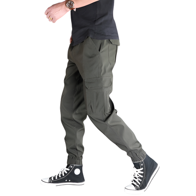 Pantaloni uomo cargo con elastico alle caviglie
