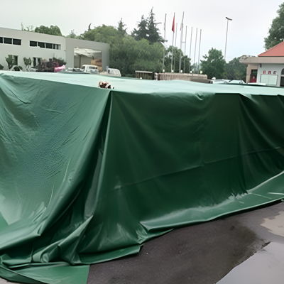 Telo impermeabile verde