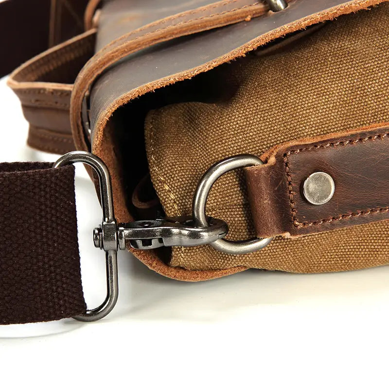 Sacoche militaire cuir