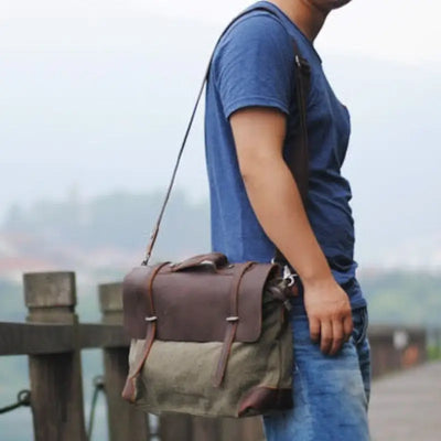 Sacoche militaire cuir