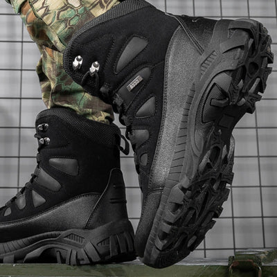 Scarponi da militare