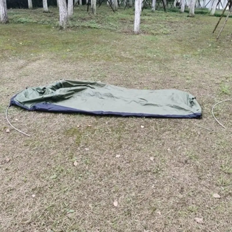 Grande tente militaire