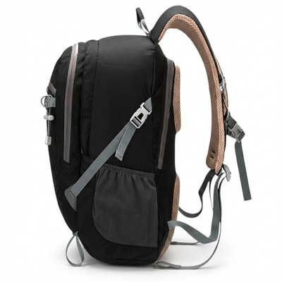 Zaino trekking 30 litri leggero